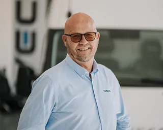 Pether Guténius Säljare på Trbc